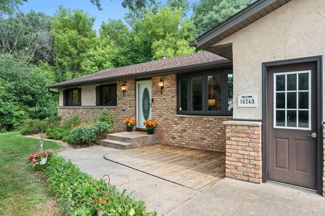 16249 Xenia Street NW, Andover, MN 55304