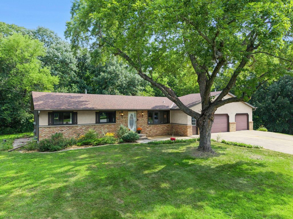 16249 Xenia Street NW, Andover, MN 55304
