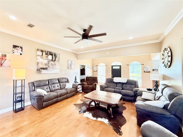 23 Angelfish Avenue, Russellville, AR 72802