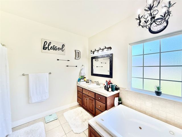 23 Angelfish Avenue, Russellville, AR 72802