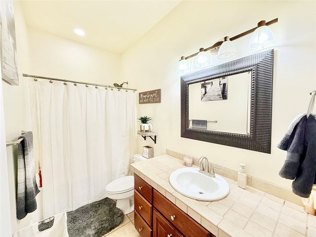 23 Angelfish Avenue, Russellville, AR 72802