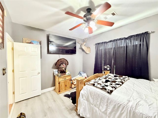 23 Angelfish Avenue, Russellville, AR 72802