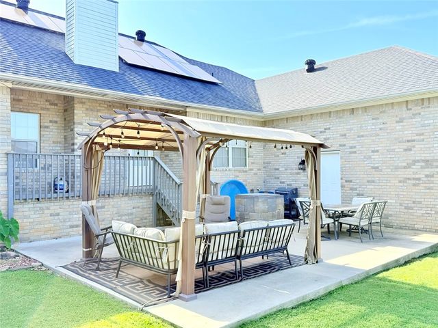 23 Angelfish Avenue, Russellville, AR 72802