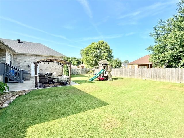 23 Angelfish Avenue, Russellville, AR 72802