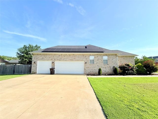 23 Angelfish Avenue, Russellville, AR 72802