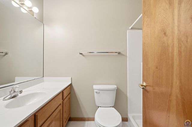 2828 Kelly Cir, Manhattan, KS 66502