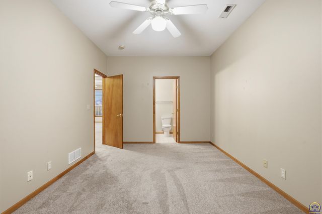 2828 Kelly Cir, Manhattan, KS 66502