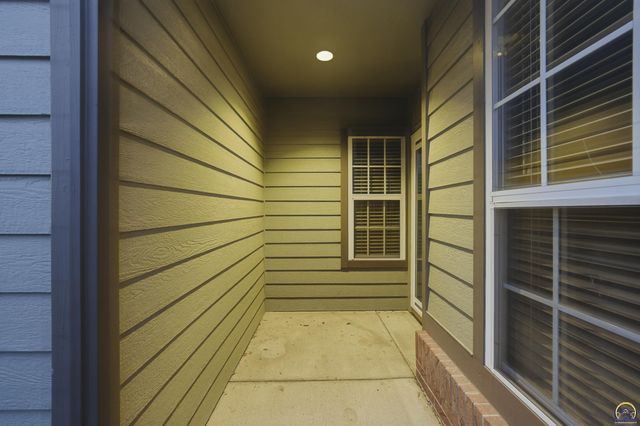 2828 Kelly Cir, Manhattan, KS 66502