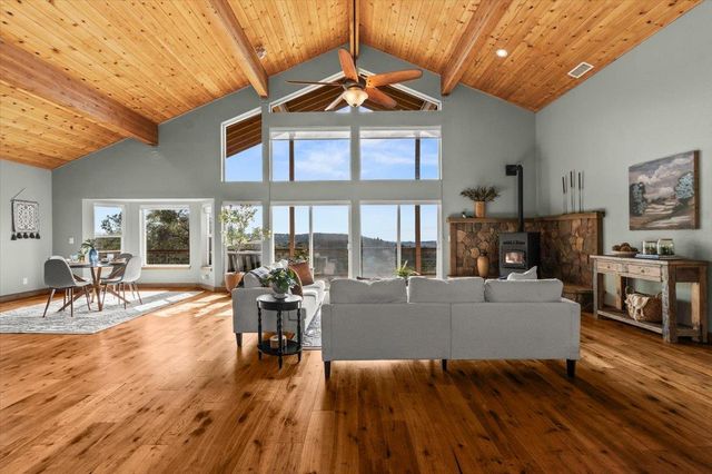 430 Pine Tree Cir, Pilot Hill, CA 95664