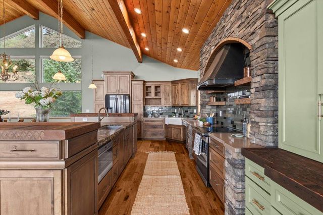 430 Pine Tree Cir, Pilot Hill, CA 95664