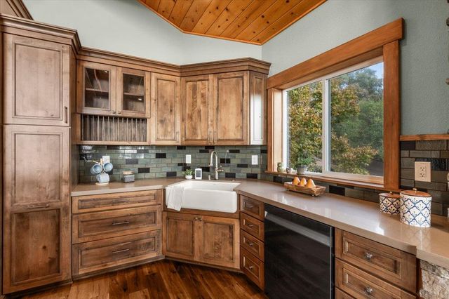 430 Pine Tree Cir, Pilot Hill, CA 95664