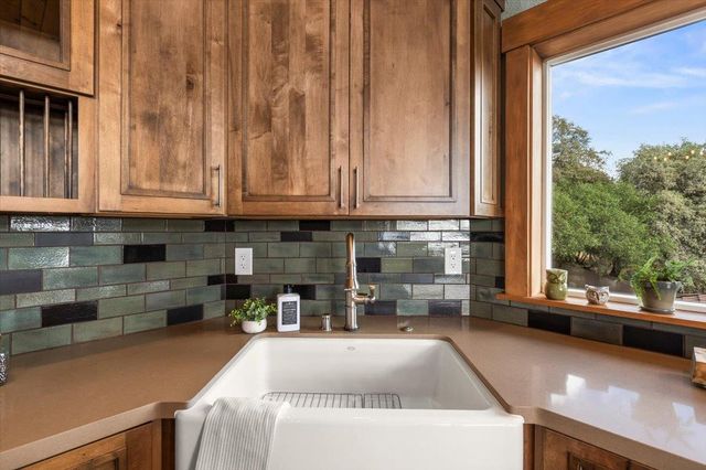 430 Pine Tree Cir, Pilot Hill, CA 95664