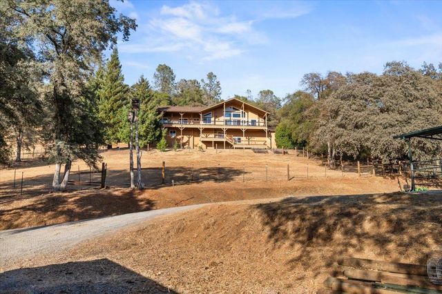 430 Pine Tree Cir, Pilot Hill, CA 95664