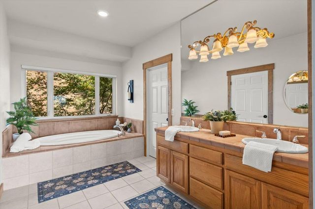 430 Pine Tree Cir, Pilot Hill, CA 95664