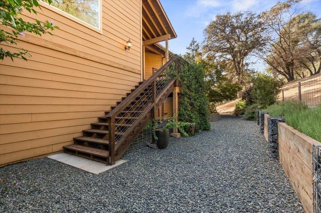 430 Pine Tree Cir, Pilot Hill, CA 95664