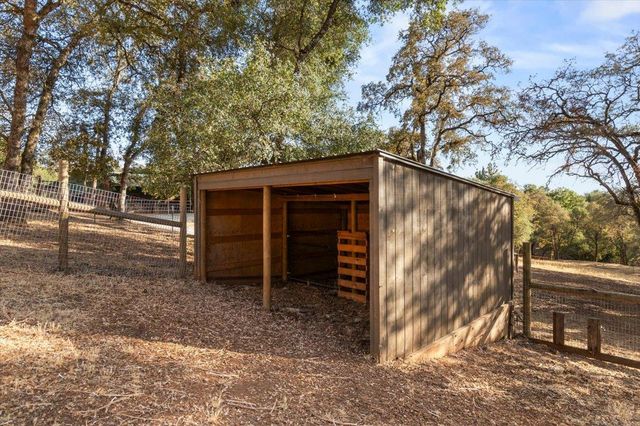 430 Pine Tree Cir, Pilot Hill, CA 95664