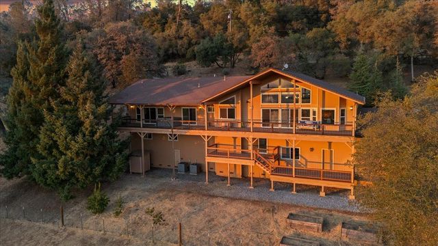 430 Pine Tree Cir, Pilot Hill, CA 95664