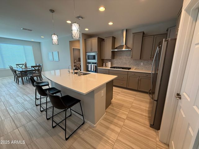 6395 W OAKMONT Court, Florence, AZ 85132