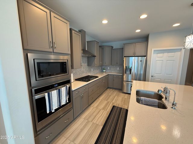 6395 W OAKMONT Court, Florence, AZ 85132