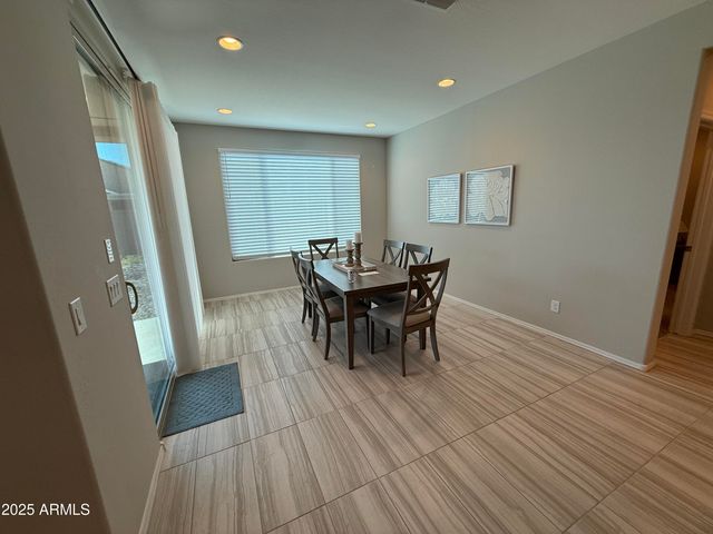 6395 W OAKMONT Court, Florence, AZ 85132