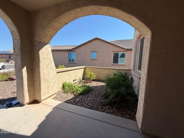 6395 W OAKMONT Court, Florence, AZ 85132