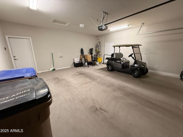 6395 W OAKMONT Court, Florence, AZ 85132