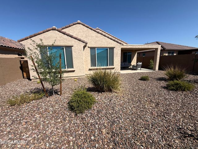6395 W OAKMONT Court, Florence, AZ 85132