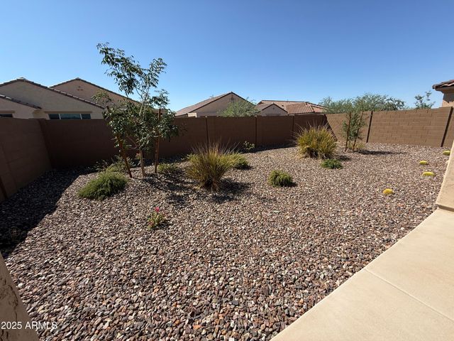 6395 W OAKMONT Court, Florence, AZ 85132