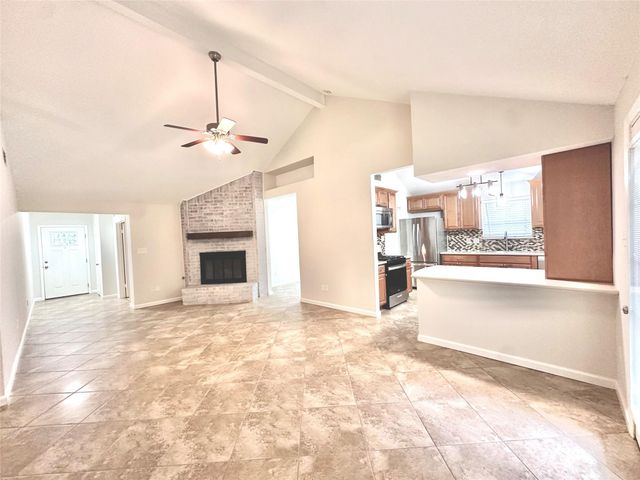 15 Tremont Woods Court, The Woodlands, TX 77381
