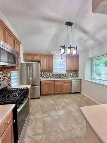 15 Tremont Woods Court, The Woodlands, TX 77381