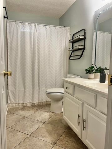 449 Ruckel Drive, Niceville, FL 32578