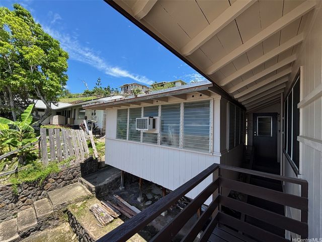 1356 Mamalu Street, Honolulu, HI 96817
