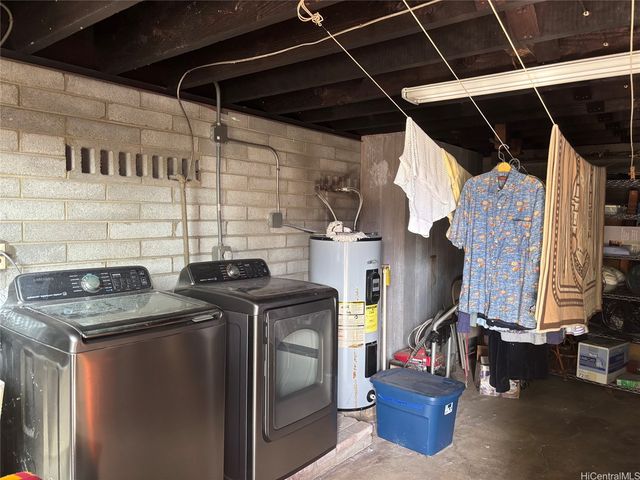 1356 Mamalu Street, Honolulu, HI 96817