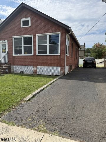 17 W Park Ave, Woodbridge Twp., NJ 07001