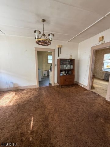 17 W Park Ave, Woodbridge Twp., NJ 07001