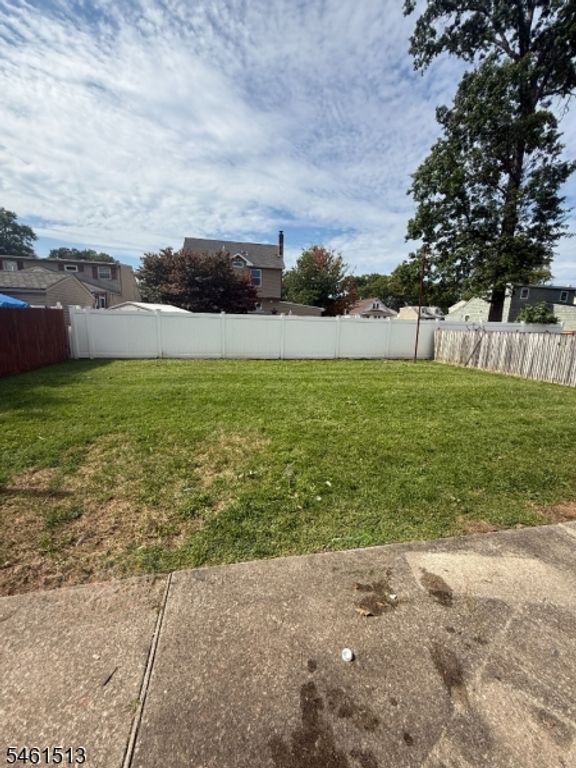 17 W Park Ave, Woodbridge Twp., NJ 07001 — photo 5