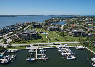 1825 Mooringline Drive 2-F, Vero Beach, FL 32963