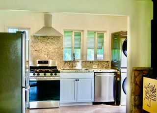 1028 Prospect Place A, Vista, CA 92081