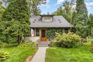 3241 42nd Avenue S, Minneapolis, MN 55406