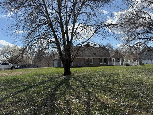 120 Ivy Drive, Jamestown, KY 42629