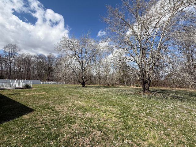 120 Ivy Drive, Jamestown, KY 42629