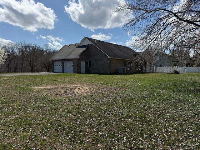 120 Ivy Drive, Jamestown, KY 42629
