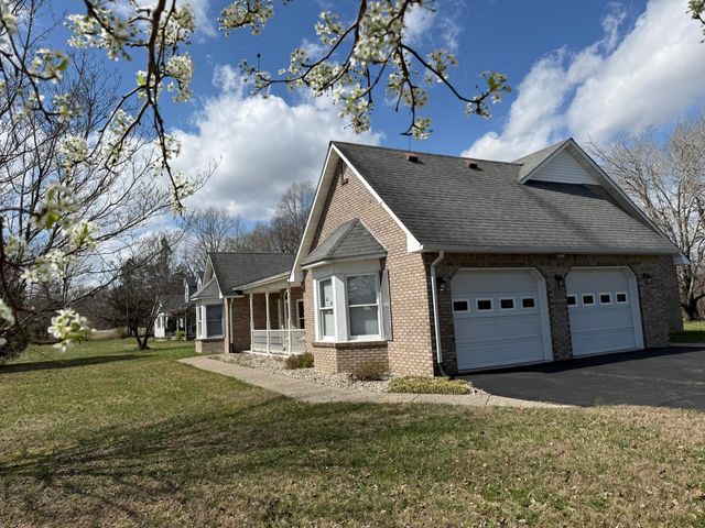 120 Ivy Drive, Jamestown, KY 42629