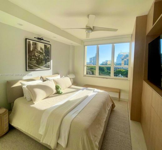 888 Brickell Key Dr 802, Miami, FL 33131