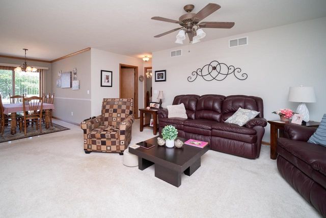 2724 Kelso Drive, Janesville, WI 53546