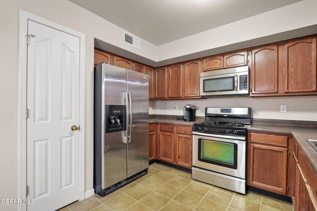 13247 NEW BRITTON Drive, El Paso, TX 79928