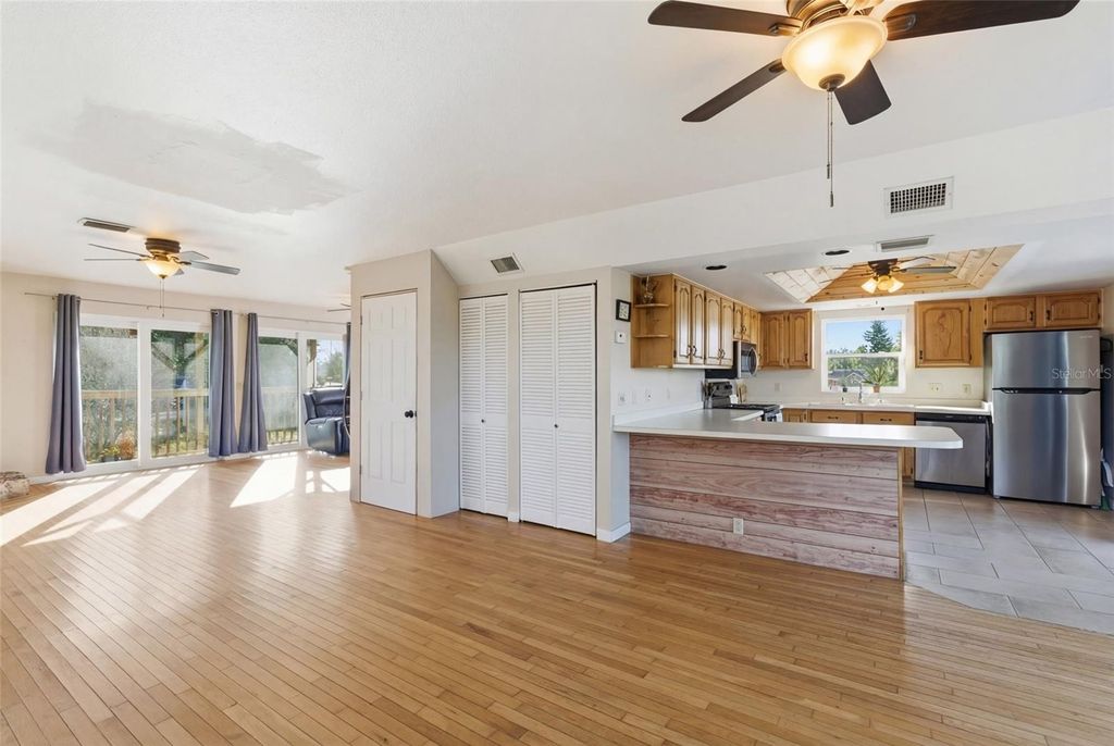 Image 13 of property listing at Address unavailable.