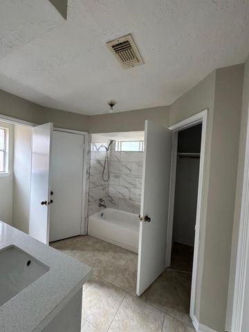 4435 Wee Laddie Lane, Houston, TX 77084