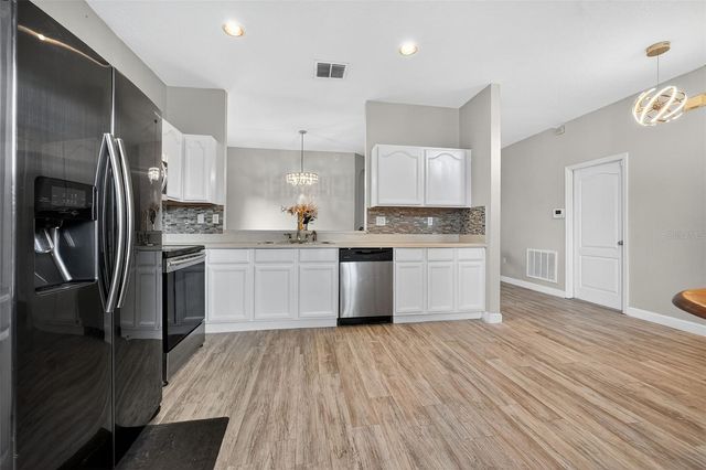 5037 SHALE RIDGE TRAIL, Orlando, FL 32818