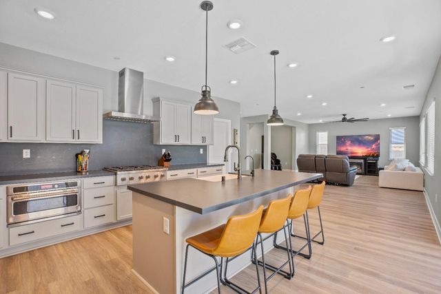 2849 Tacoma Dr, Lathrop, CA 95330